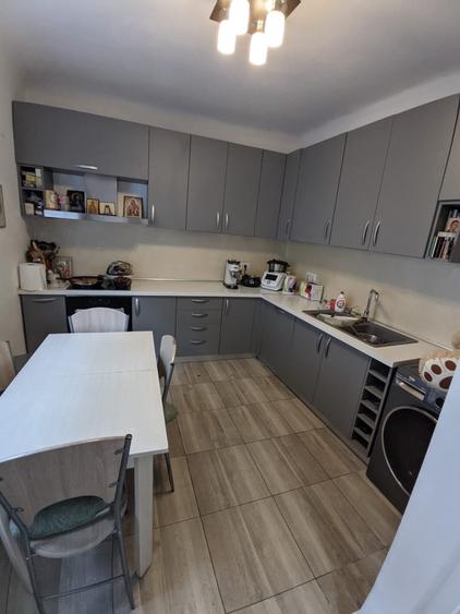 Casă de vânzare, 4 camere, 110 mp, Central Calea Moților - 2