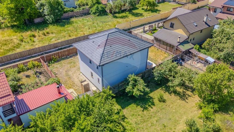 Locatie premium in Sanpetru, casa noua - Comision 0% - 5