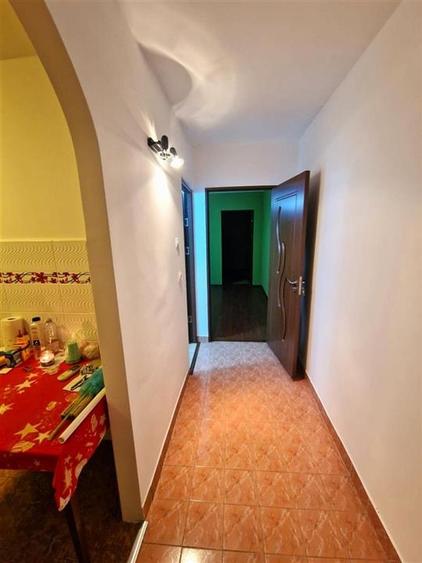 Apartament cu 2 camere Rogerius, Aleea Cosminului - 9
