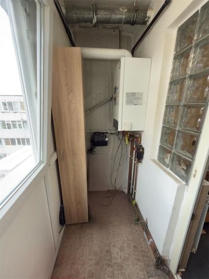 Apartament cu 2 camere decomandat, mobilat în Republicii