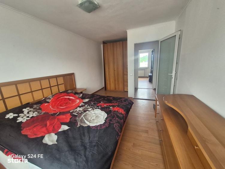 Apartament cu 3 camere în Bucium