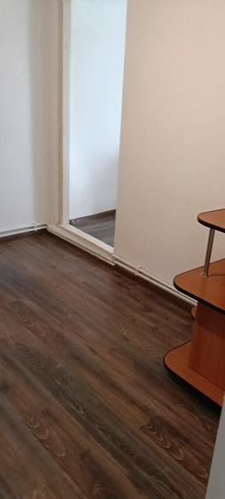 Casă cu 2 camere cu Teren 100 Mp în Exterior Vest