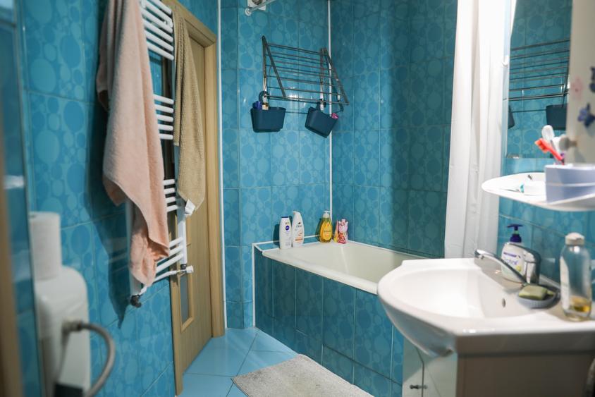 Apartament cu 2 camere semidecomandat în P-ța Unirii