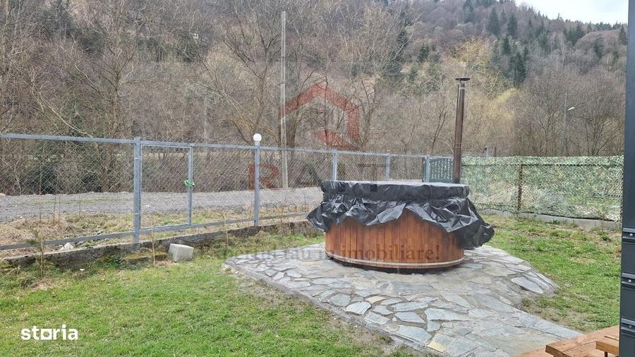 Casă cu 4 camere în Sătic