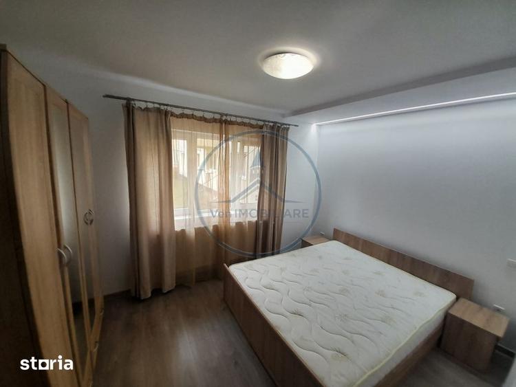 Apartament cu 2 camere semidecomandat, mobilat în Decebal