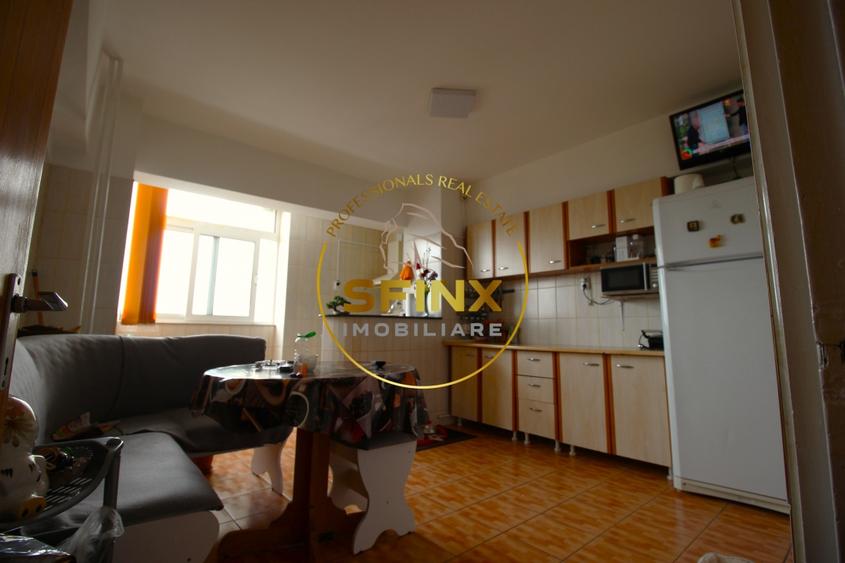Apartament cu 4 camere decomandat, mobilat în Bucur Obor