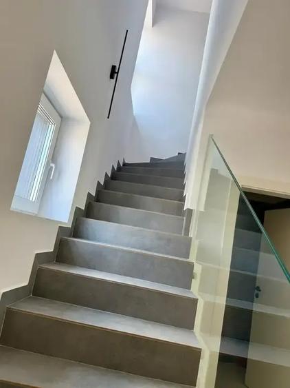 Duplex cu 2 camere cu Canalizare în Exterior Sud