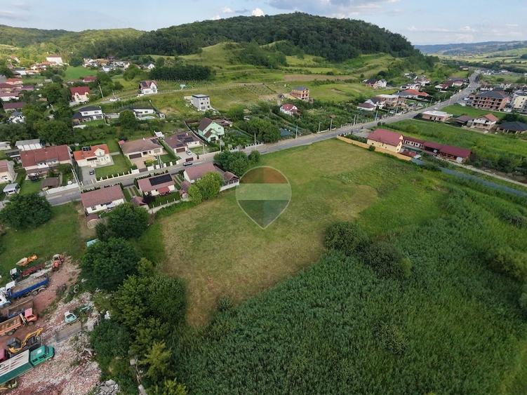 Teren construc?ii case, apartamente 3,800mp Medias / Strada Mosnei - 1