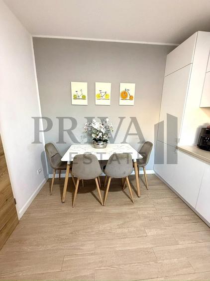 Casă cu 4 camere cu Teren 280 Mp în Dumbrăvița