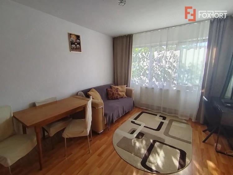 Apartament cu 2 camere semidecomandat în Șagului