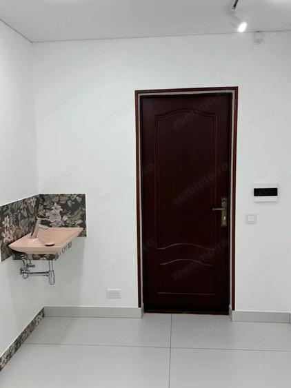 Spațiu comercial, de 75 mp, în Gorjului