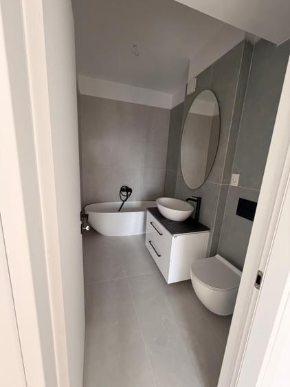 Apartament cu 3 camere decomandat în Voluntari
