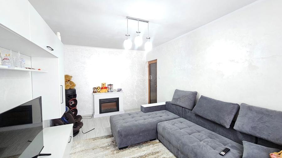 Apartament Amenajat si Mobilat Micro 17
