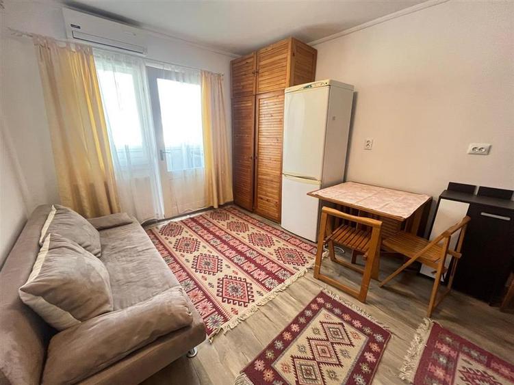 Apartament cu 1 camera si balcon zona Strand - 2