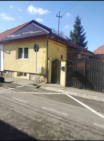 Casa singur in curte ,direct de la proprietar - 3