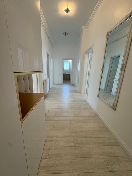 Superb! чудовий!    4 camere vedere la mare, mobilat si utilat, confort lux - 4