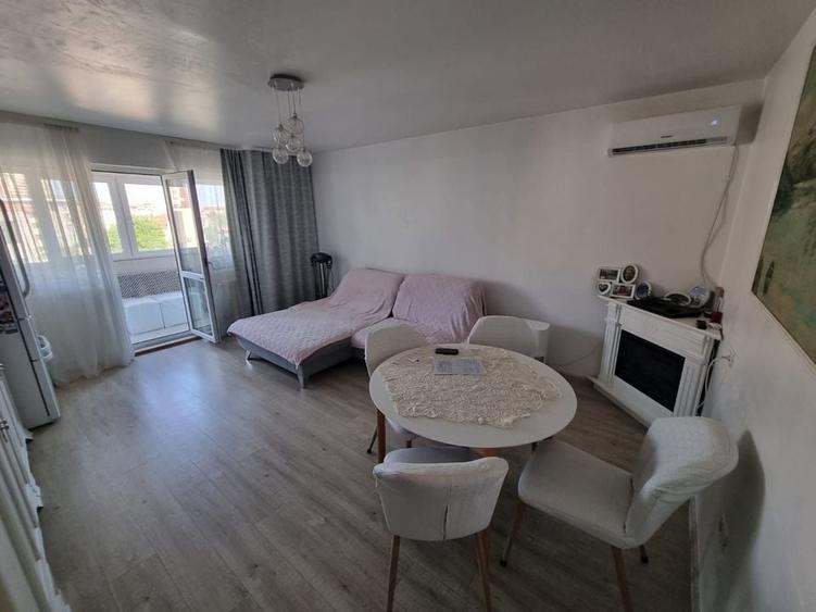 Compozitori-apartament 3 camere decomandat - 1