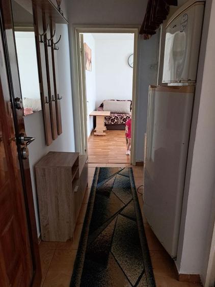 Inchiriez Apartament 2 camere - 3