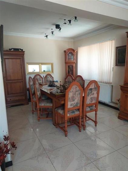 CASA DE FAMILIE in zona rezidentiala ultracentrala Onesti DE VANZARE IN EXCLUSIV - 7