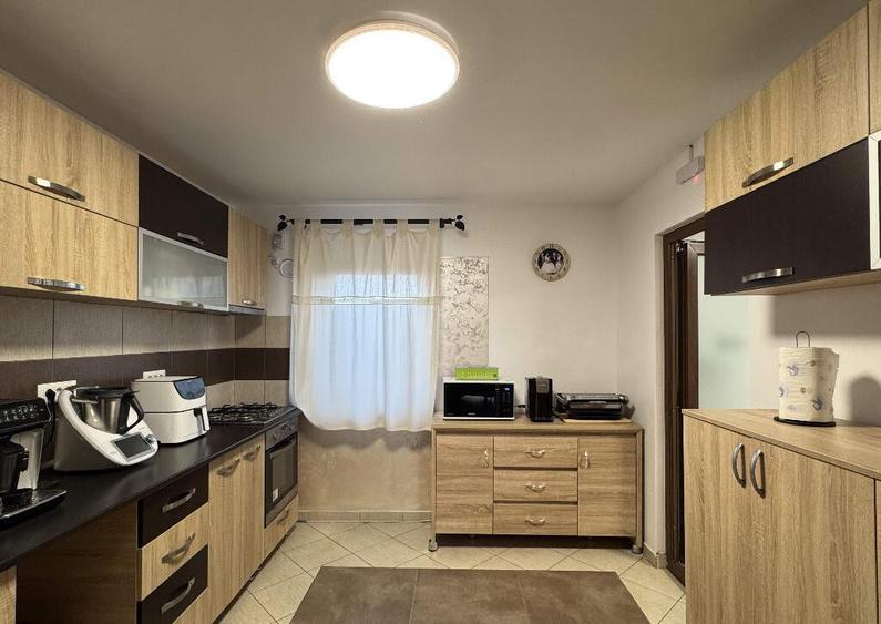 Vila P+M + GARAJ, 6 cam, T-630mp, str.Agricultorului,sau SCHIMB cu ap. - 16