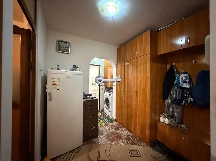 2 CAM PODU DE FIER,  TUDOR VLADIMIRESCU,  DECOMANDAT, MUTARE IMEDIATA - 3