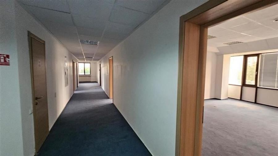 Inchiriere birouri langa metrou Aurel Vlaicu de la 140 mp - 15