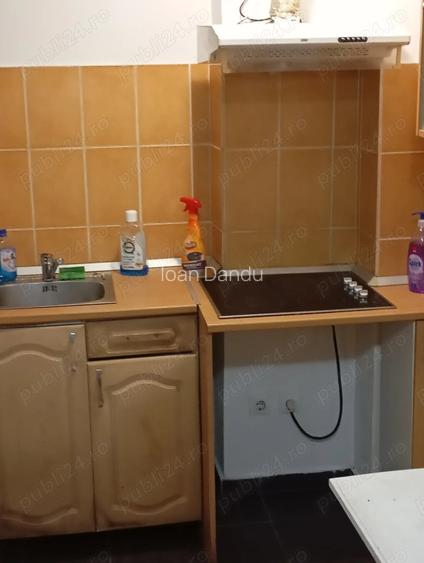 Vand sau inchiriez garsoniera