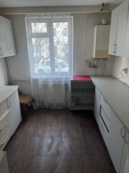 Inchiriez apartament - 8