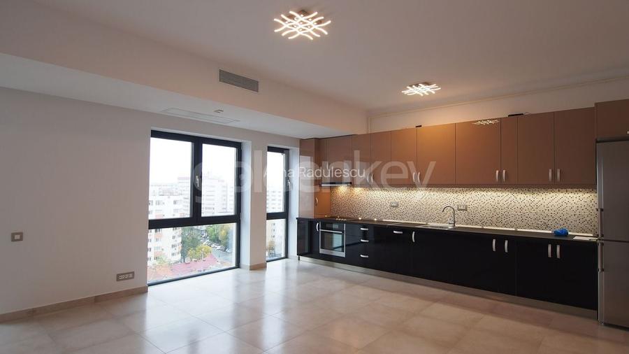 Apartament cu 3 camere si vedere panoramica aspura zonei Apartament cu 3 camere si vedere panoramica aspura zonei