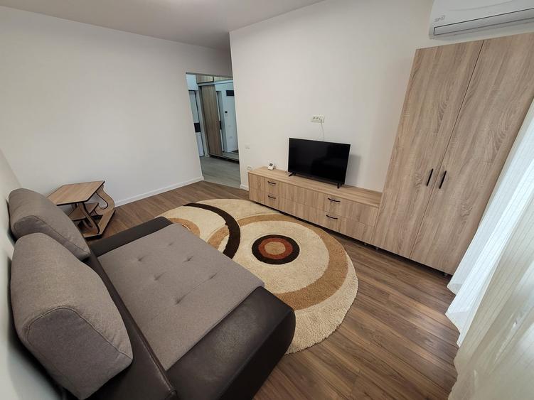 Berceni-Metrou Berceni-Garsoniera decomandata-Prima Inchiriere(300 metri metrou - 2