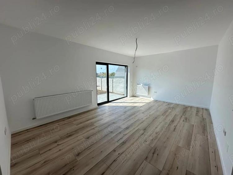 Casa pe parter cu 3 dormitoare si doua bai in Clinceni - 1