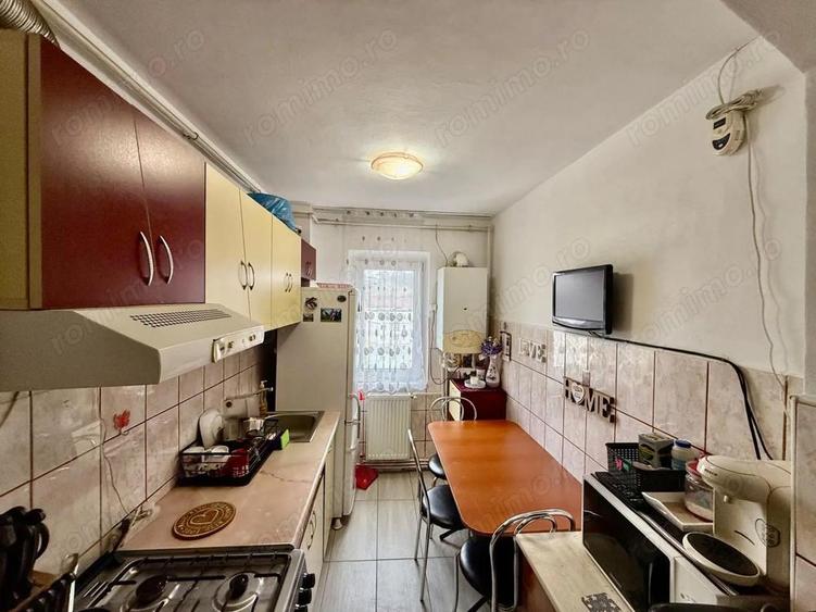 Apartament 2 camere modern ?i pregatit pentru mutare - 4