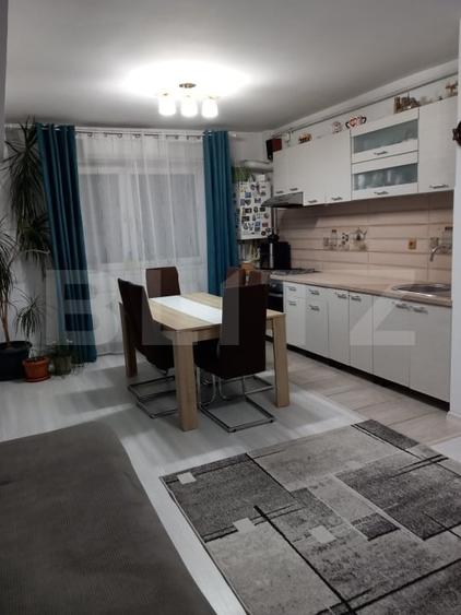 Apartament 3 camere | 2 bai | 2 balcoane | 2 parcari – Baciu, zona Regal - 1