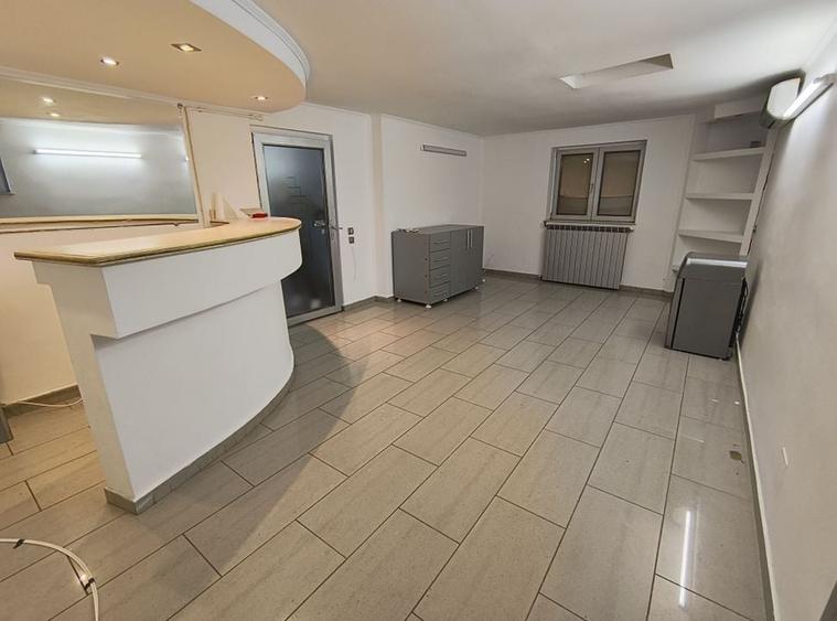 Spatiu birouri Piata Romana- Dacia- Lascar Catargiu adiacent - 12