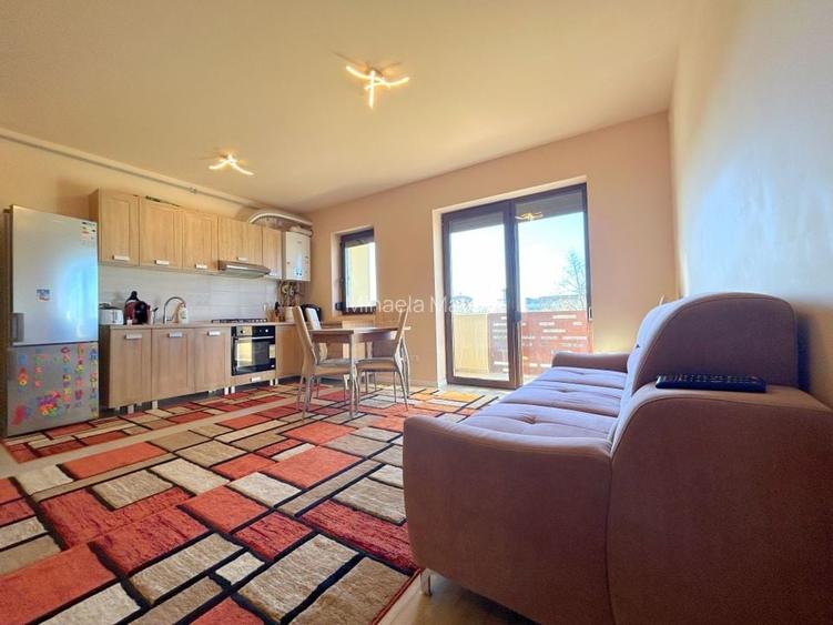 Apartament mobilat si utilat, la etajul 1, parcare inclusa, la 370 euro
