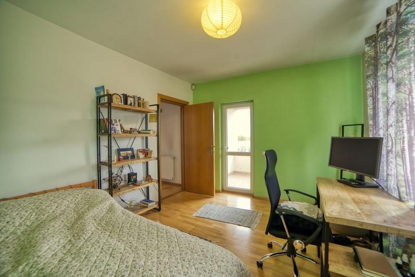 Casa complet mobilata 5 camere 3 bai curte generoasa - 25