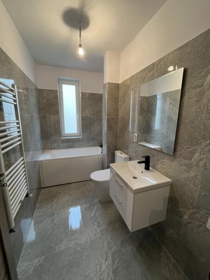 ULTIMUL APARTAMENT, CARTIERUL PLANETELOR - 3