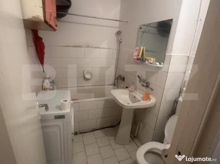 Garsoniera de vanzare, 32 mp, zona Burdea - 1