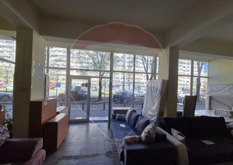 Spa?iu comercial/Morarilor