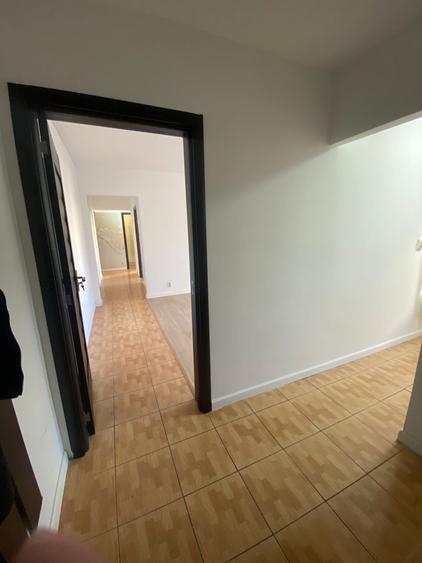 4 camere | Complex Apusului | parter inalt | bloc anvelopat | Luminos - 24