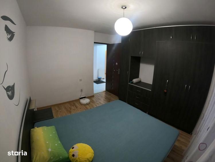 Apartament de Vanzare decomandat 3 cam 70 mp - 2
