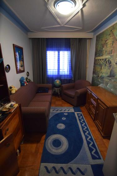 proprietar,ap de 4cam,90mpCons.,et1, zona Frumoasa Continental /parcare - 1