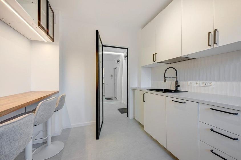 Apartament 3 camere, zona Floreasca, luminos si complet renovat - 1