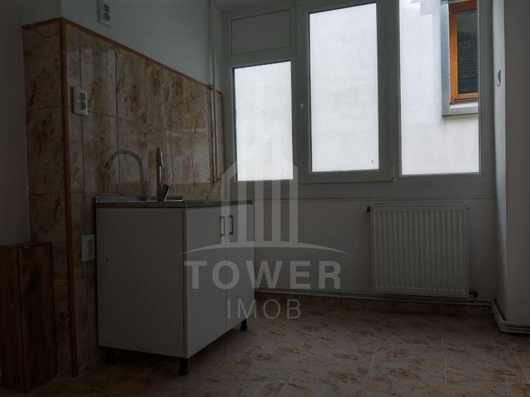De închiriat apartament 3 camere  etajul 1 zonă ultracentrală. - 6