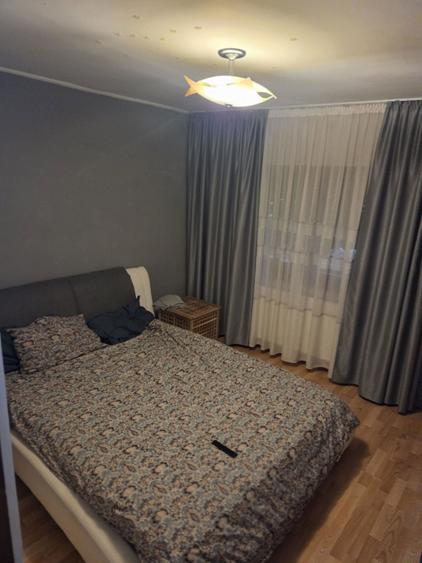 Vand apartament 100 mp 4 camere p/4 - 2