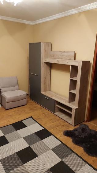 Apartament 2 camere, et. 1, zona Lama, str. Mesteacaului - 2