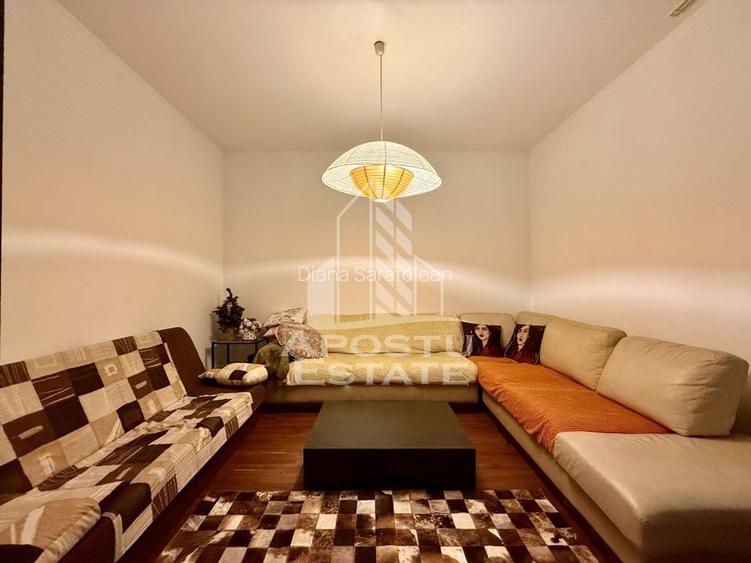 Apartament la casa, 2 camere, 120mp teren, zona Centrala