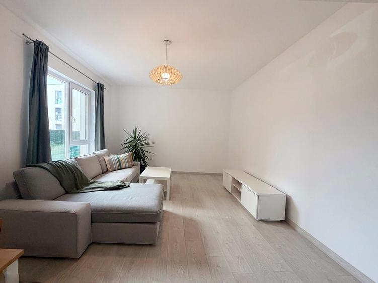 Apartament cu 3 camere decomandat, mobilat în Aradului