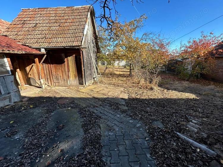 Casa individuala, 719mp teren, 72mp utili - Zona Cetate - 2