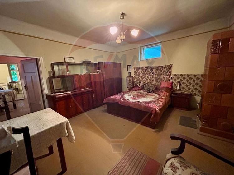 Casa de vanzare cu teren de 356 mp in Salonta - 6